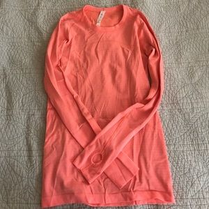 LULULEMON never worn long sleeve